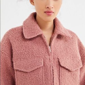 UO TEDDY TRUCKER JACKET